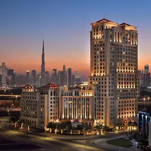 Marriott Al Jaddaf, Дубай