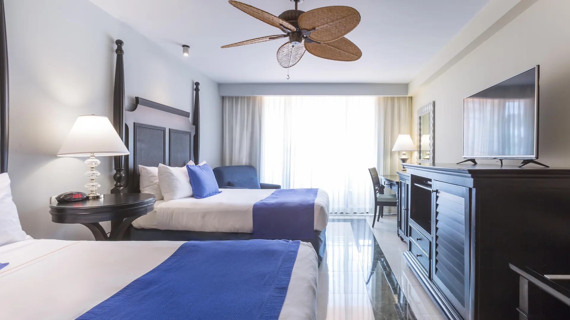 Barcelo Aruba Hotel Palm Beach 4*,