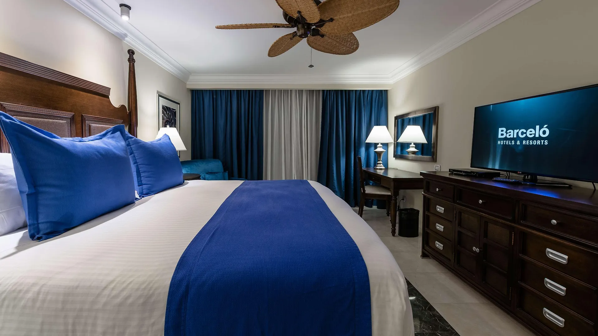 Barcelo Aruba Hotel Palm Beach 4*,  Aruba